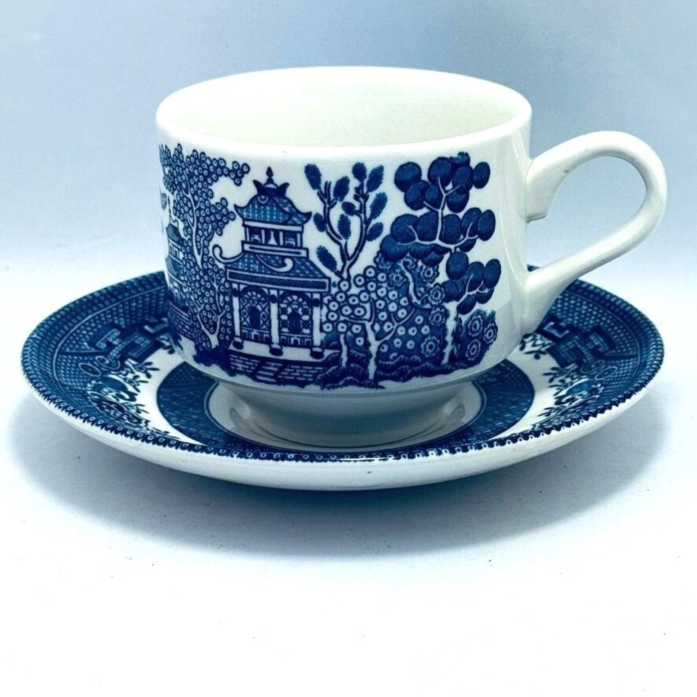 Vtg Churchill England Blue Willow Cup & Saucer Blue White Tea Coffee‎ Fine China